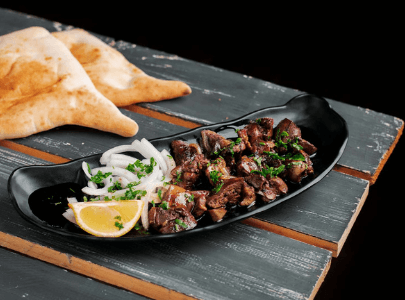 Chicken Liver With Pomegranate Molasses