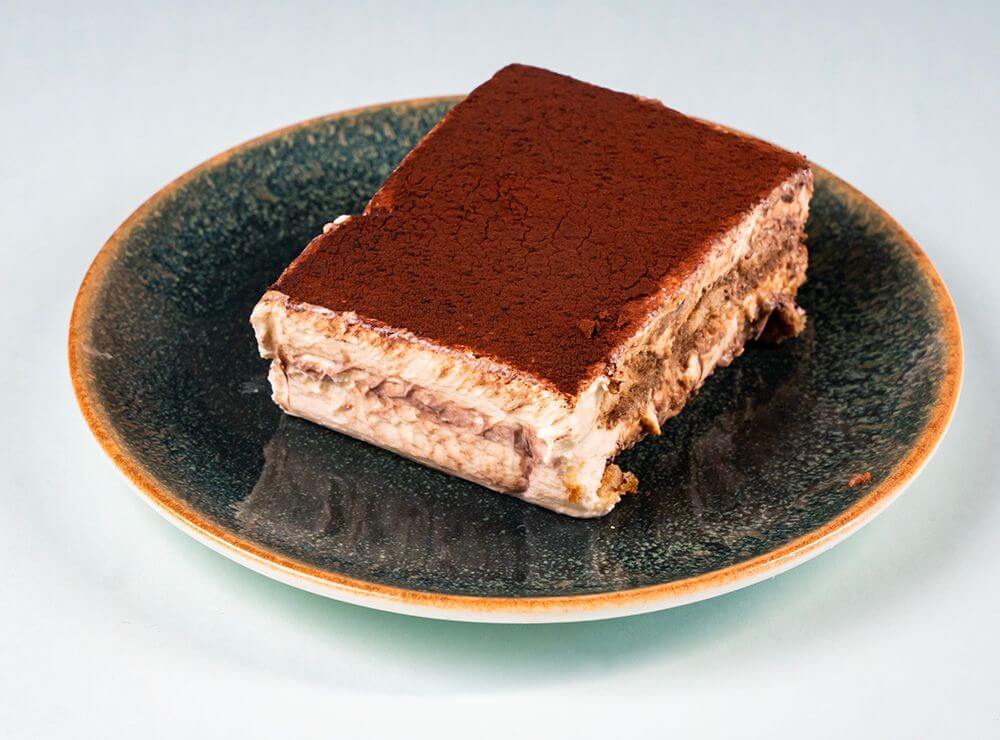 Tiramisu Cake