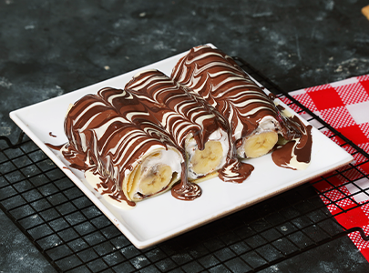 Banana Crepe Roll 