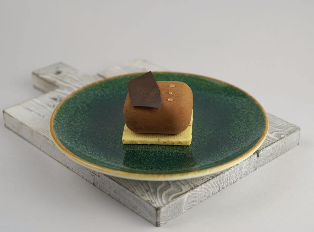 Carre Noir Cake