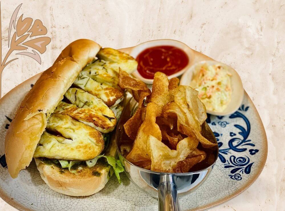 Hallhoumi Cheese Sandwich