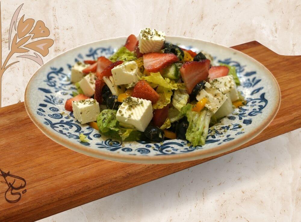 Strawberry Garlic Salad