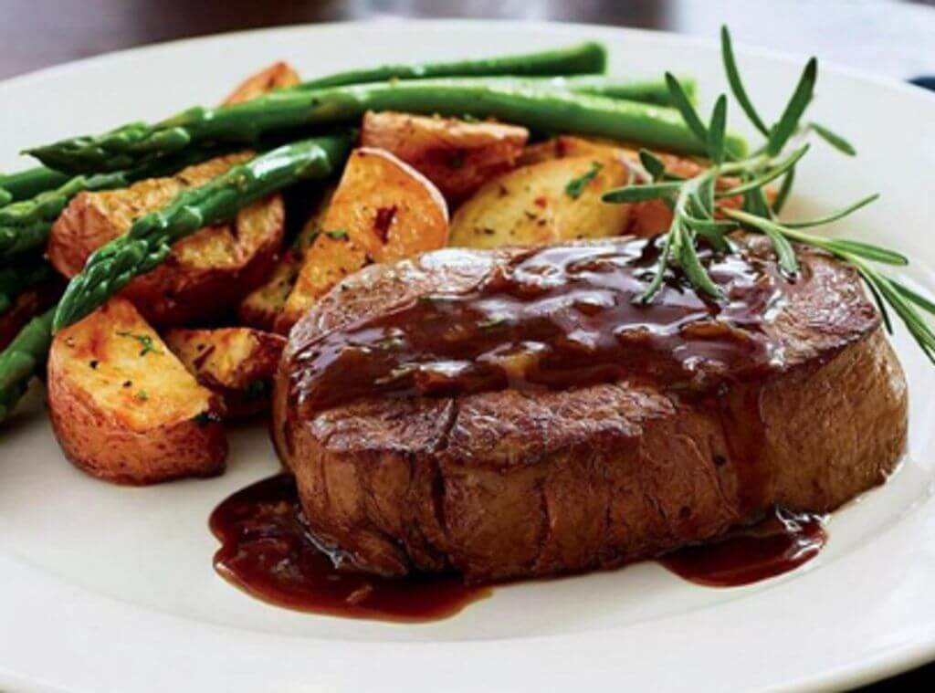 Beef Steak With Pepper Platter
