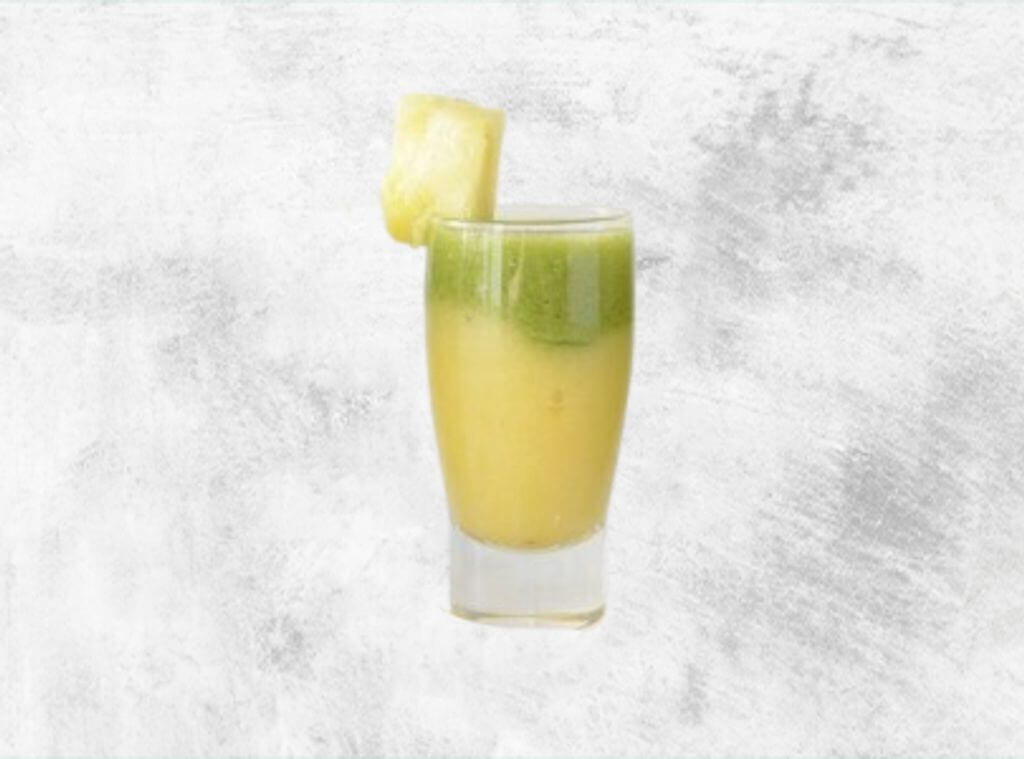 Pineapple & Kiwi Cocktail