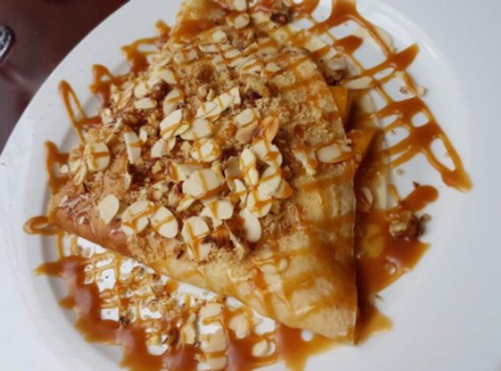 Snickers Crepe
