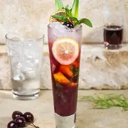 Berries Mojito