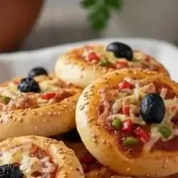 Cheese & Olive Mini Pizza