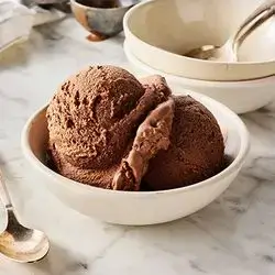 ئایس کرێمی شوکولاتە
