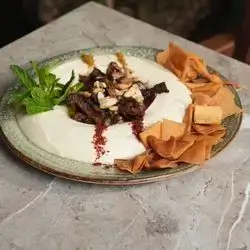 Hummus With Meat