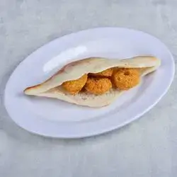 Falafel With Iraqi Bun