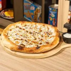 Alfredo Pizza