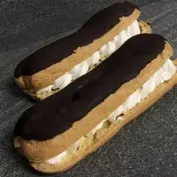 Chocolate Eclair 