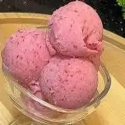 Strawberry Ice Cream - 3 Scoops