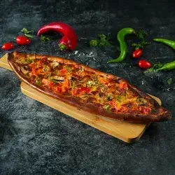 Pide With Vegetable