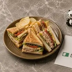 Tuna Club Sandwich
