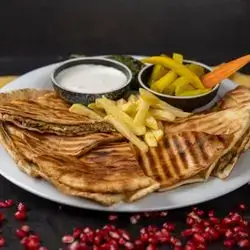 Arayes Kofta With Chees