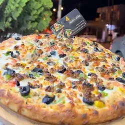Family Mix Pizza
