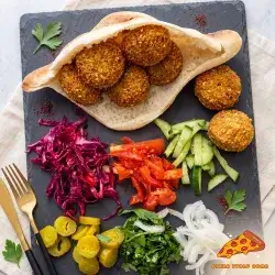 ساندویش فلافل