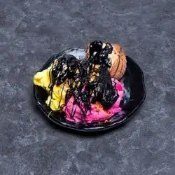 Walnut Baklava Tashrib, Mixed Dondurma, Oreo Sauce