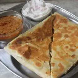 Ceylon Paratha Chicken