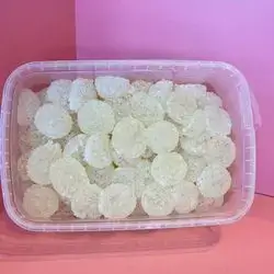 Coconut- Flavored Gelatin