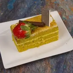 Pistachio Cake
