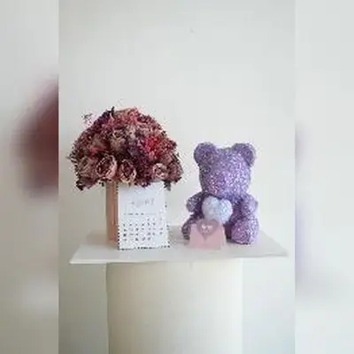Purple Crystal Teddy & Flower Calendar Stand