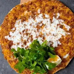 Lahmacun With Cheese