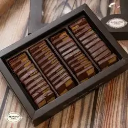 Chocolate Layalina