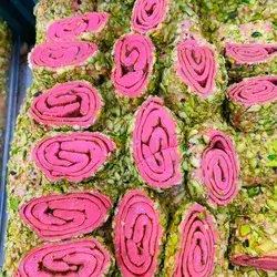 Pistachio And Nutella Delight With Pomegranate flavor
