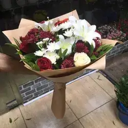Bouquet Flowers- Red&White