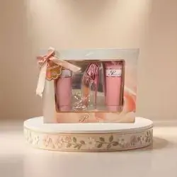 The "Princess" women's perfume trio gift set comes with a unique perfume bottle shaped like a high-heeled shoe.