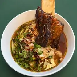 Beef Rib Noodles Soup
