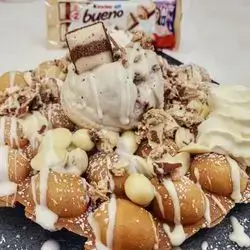 Kinder Bueno Bubble  Waffle