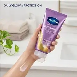 Vaseline Healthy Bright Gluta-Hya Serum Burst Lotion Spotless Glow (300ml)