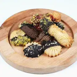 Petit Four