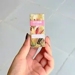 (Lily) essential oil
