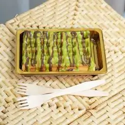 Waffle With Pistachio Sauce