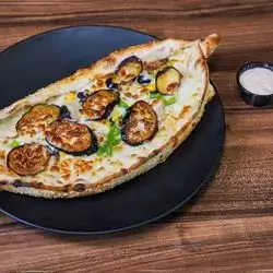 Vegetable Pide