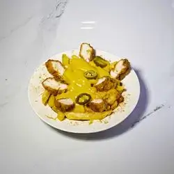 Crispy Chicken Chesse Fries