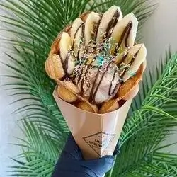 Banana Bubble Waffle