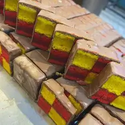 Layalina Cake
