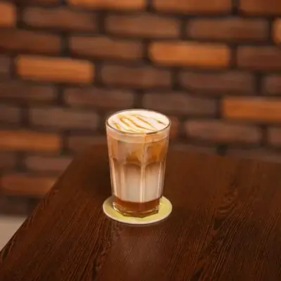 Iced Caramel Macchiato
