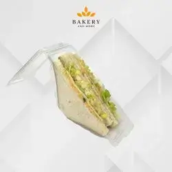 Cheesy Turkey Club Sandwich