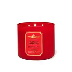 Bath&Body Strawberry Pound Cake candle