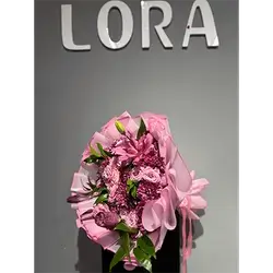 Flower Bouquet – 8 Baby Rose, 5 Dawoodi