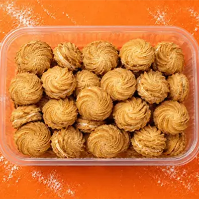 Petit Four