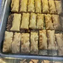 Baklava With Pistachio And Kurdish Fat