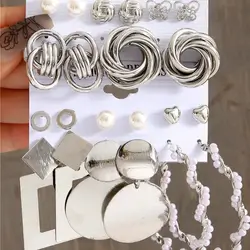 9 pairs Faux Pearl Decor Earrings