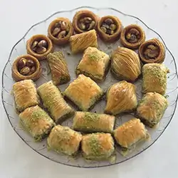Mixed Pistachio Baklava - Half Kilo